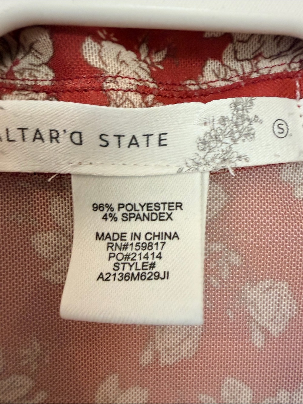 Altar’d State Red Floral Mesh Ruched Button Front Top - Picture 5 of 7